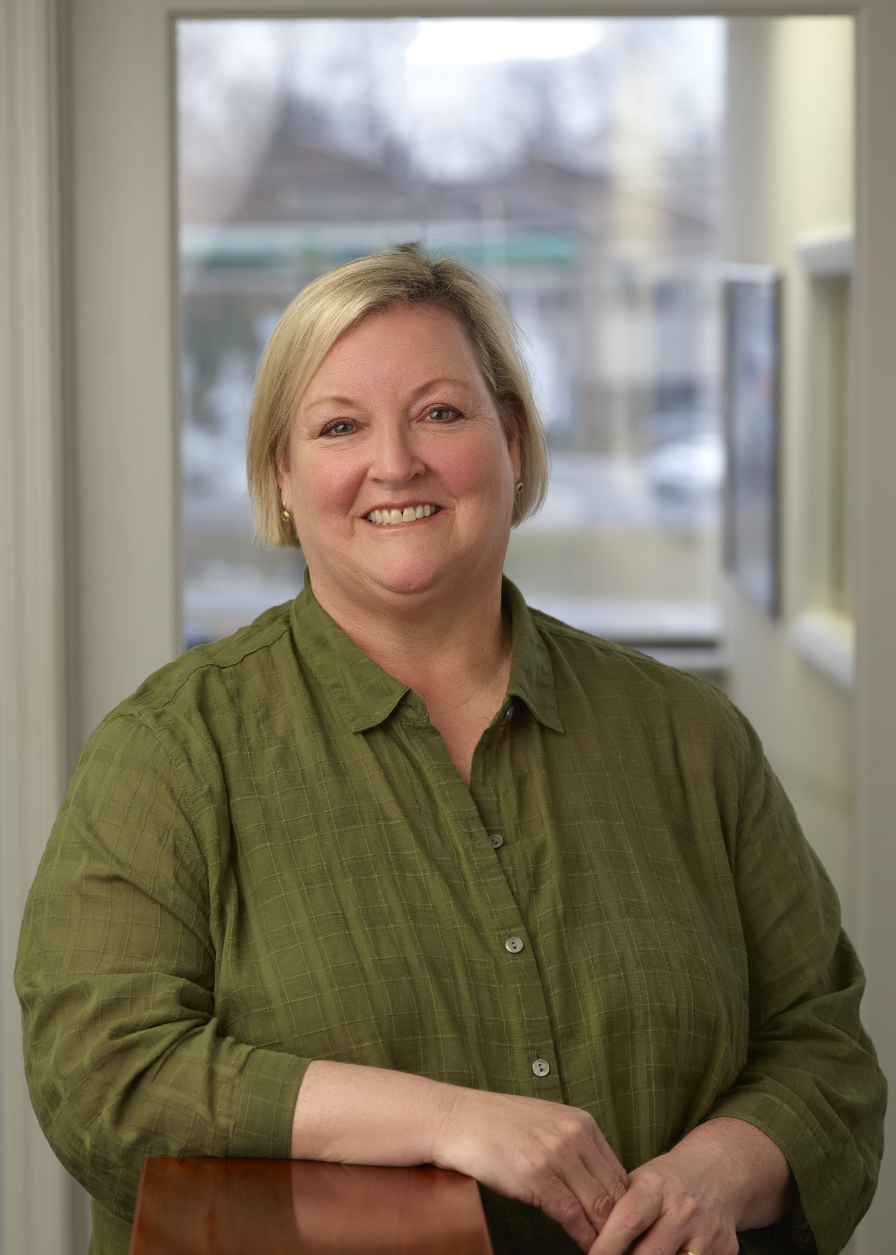 headshot of Suzanne Smith