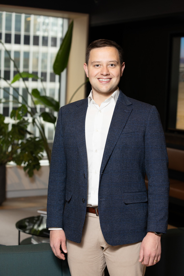 headshot of Matthew Bruns